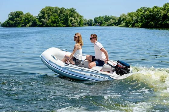 Надувная двухместная лодка Kolibri КМ-270DXL с Аir-deck KM-270DXL фото