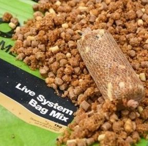 Прикормочна суміш CC Moore Live System Bag Mix, стік-мікс CCMoore Live System PVA Bag Mix 97875 фото