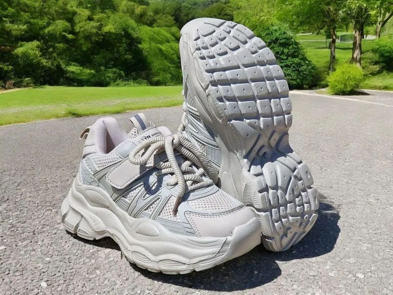 Детские кроссовки на платформе 35-36р. BY3666-4C фото