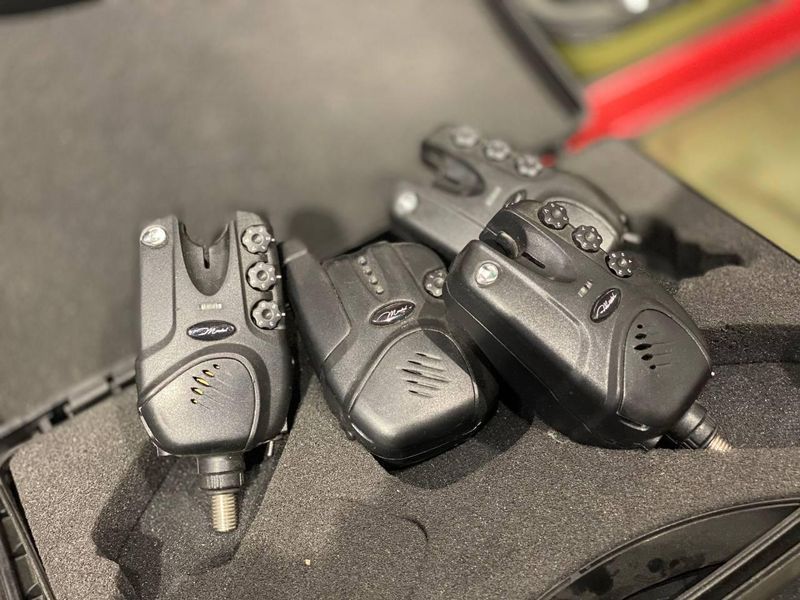 Сигналізатори Carp Zoom Marshal VIP 3 + 1 Bite Alarm Set (CZ0503) CZ0503 фото