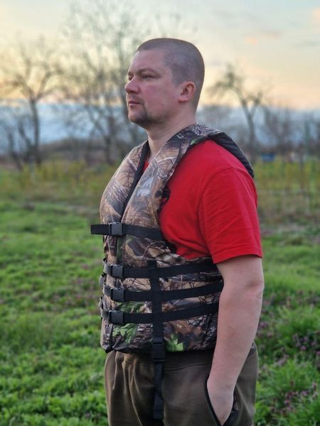 Камуфльований страхувальний жилет Vulkan Progress 90-120кг Progress 2XL-3XL дубок фото
