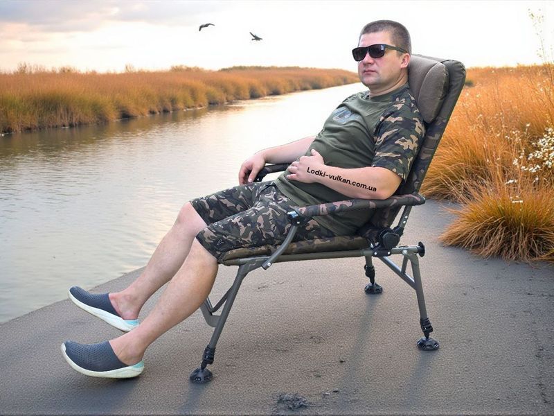 Кресло 150кг Fox Super Deluxe Recliner Chair, усиленное раскладное кресло Fox (Великобритания) CBC102 фото