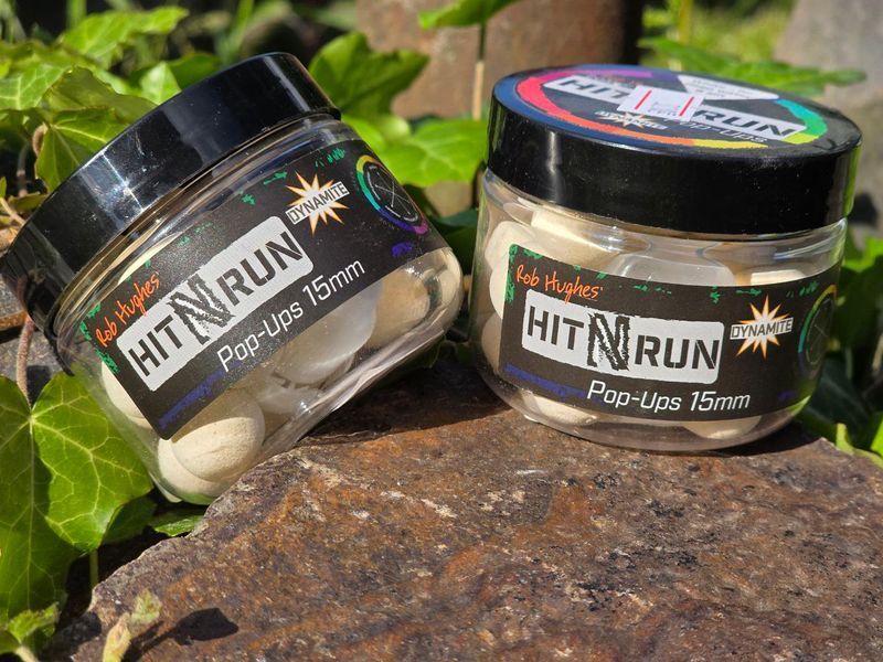 Плаваючі бойли DYNAMITE BAITS Hit n Run Pop-Up White 15mm + бустер DY1272 фото
