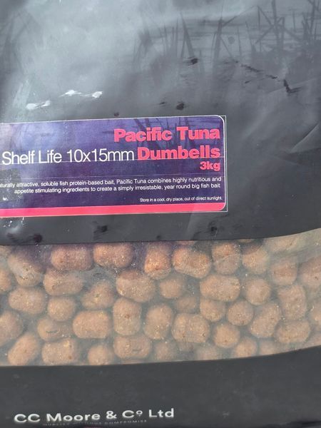 Бойли-дамбелси CC Moore PACIFIC TUNA Shelf Life Dumbells 10 * 15мм 3кг 90511 фото