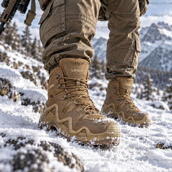 Тактичні черевики LOWA Gore-Tex з нубуку посилені водонепроникні Ботинки Lowa койот нубук фото