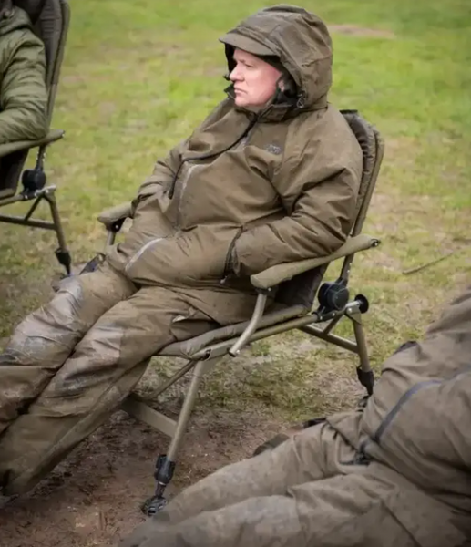 Розкладне крісло для коропової риболовлі Fox Voyager Recliner CBC117 фото