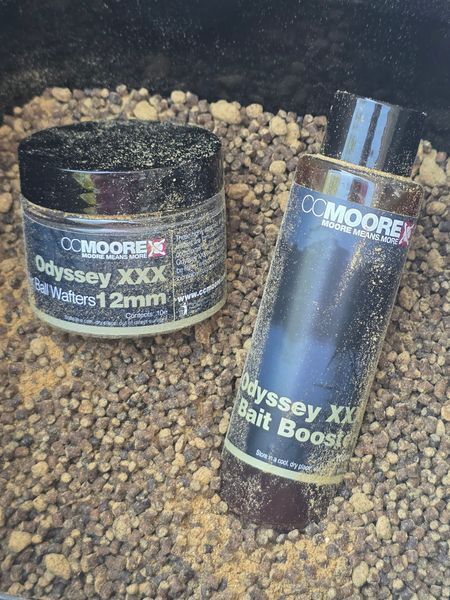 Набор CC Moore Odyssey XXX PVA Bag Mix Pack 1 кг (смесь PVA 1 кг + бустер 100 мл + вафтеры 12 мм) 98119 фото
